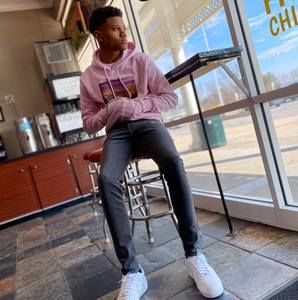 Meet your Posher, Anthony